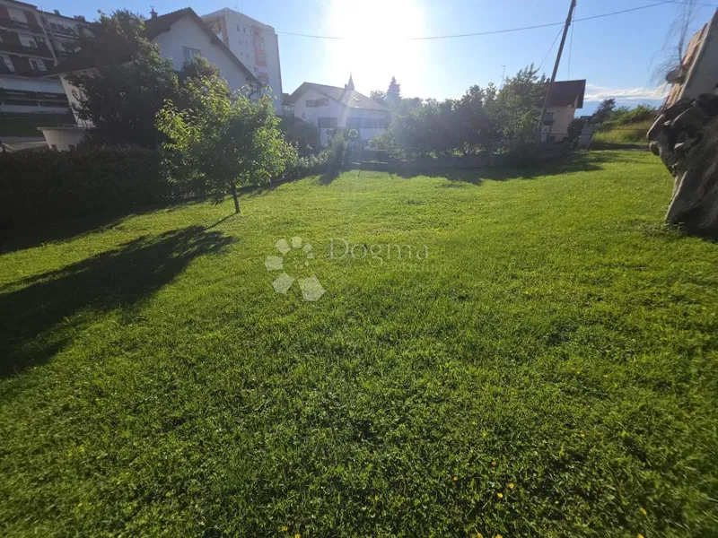 Stavební pozemek Oroslavje, 320m2