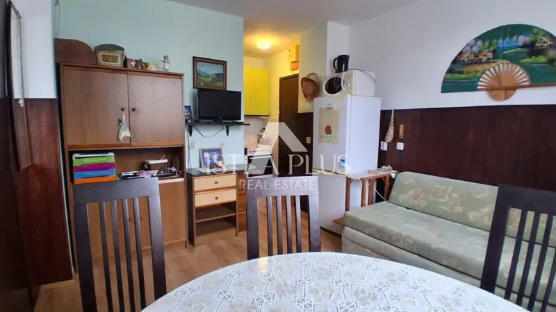 Poreč, Červar-Porat – Wohnung im 1. Stock, 200 m vom Meer entfernt!