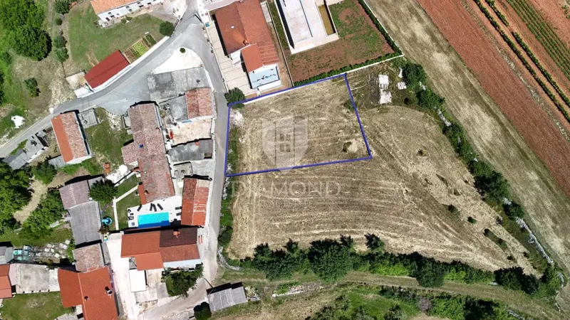 Istria, Žminj area, building plot with project and building permit – 2