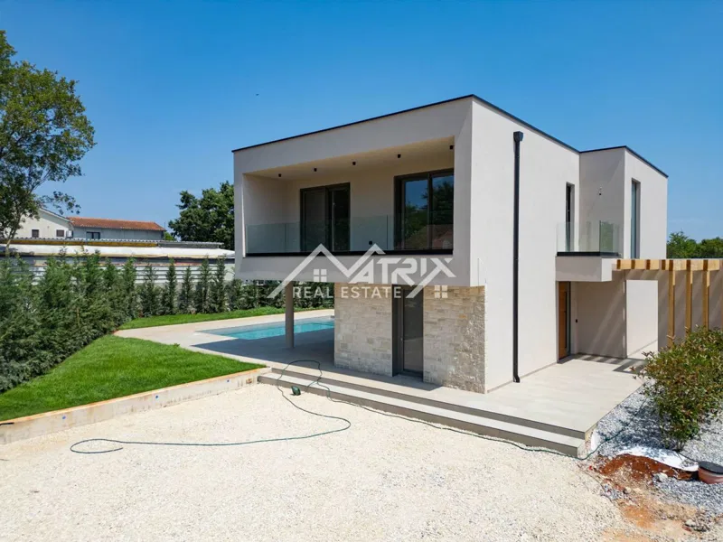 Poreč, moderna vila s bazenom udaljena 2 km od mora i centra – 3