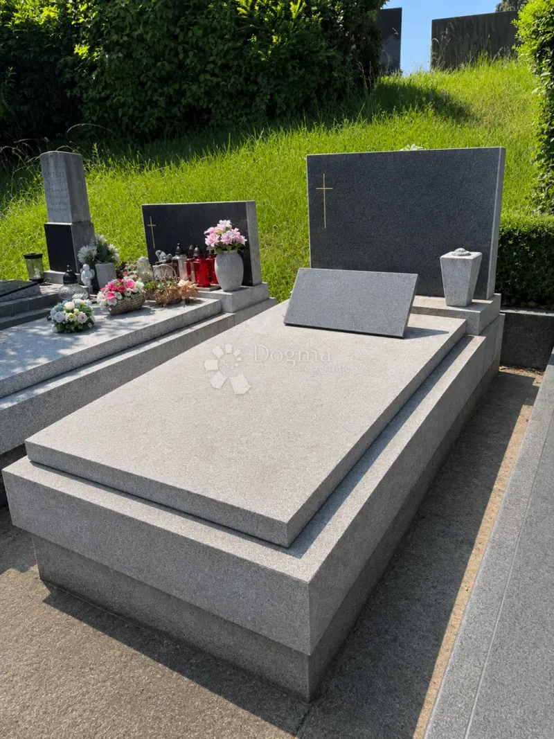 Tomb Mirogoj, Gornji Grad - Medveščak, 2,20m2 – 2