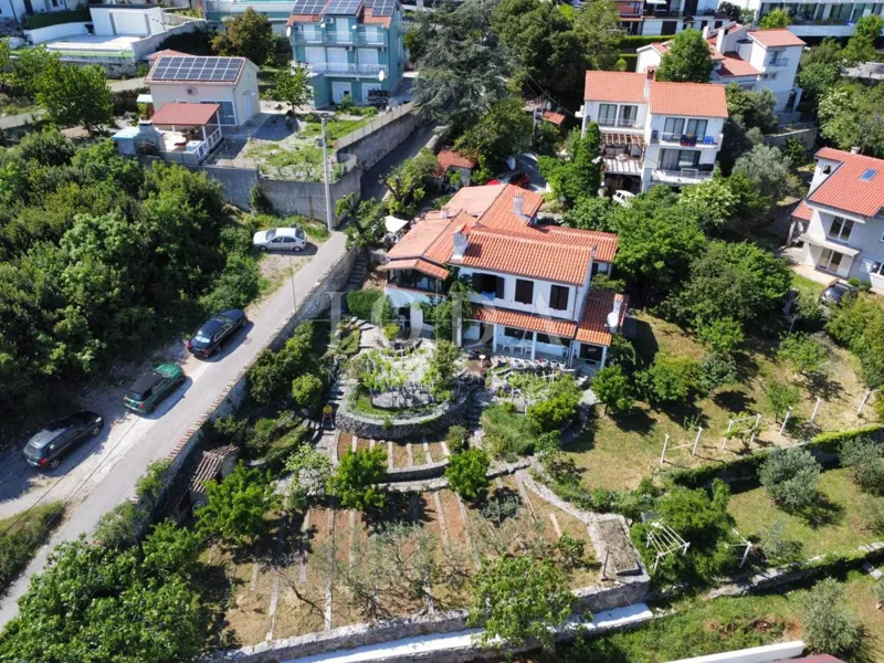 Family House with Spacious Garden and Panoramic Kvarner Bay View – 2