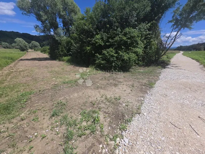 Agricultural land Dubrovčan, Veliko Trgovišće, 1.115m2 – 2