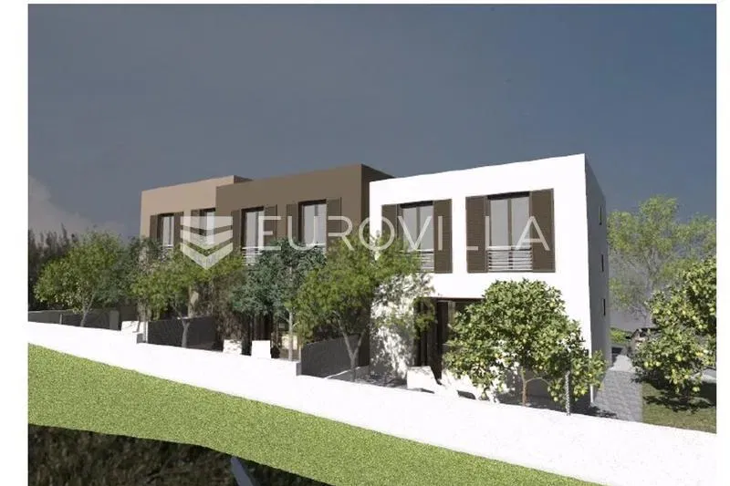 Ražanac, moderna kuća u nizu na lijepoj lokaciji