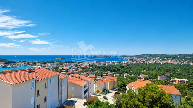 Stan s otvorenim pogledom na more – Rogoznica, novogradnja bez poreza! – 2