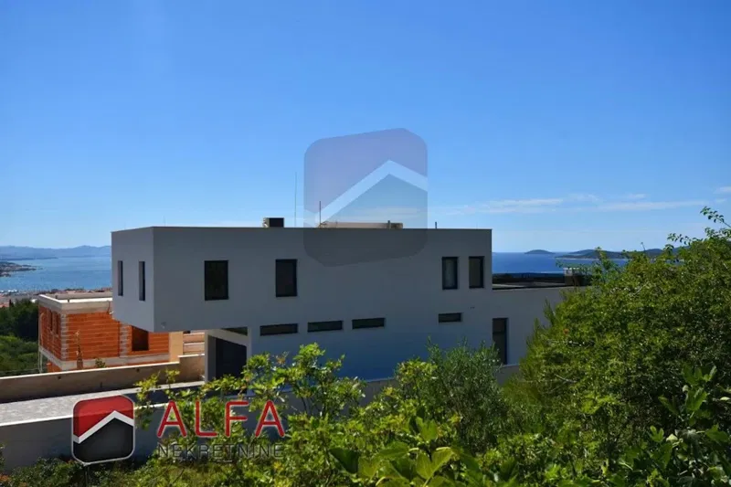 Chorwacja, Vodice – na sprzedaż działka budowlana z widokiem na morze