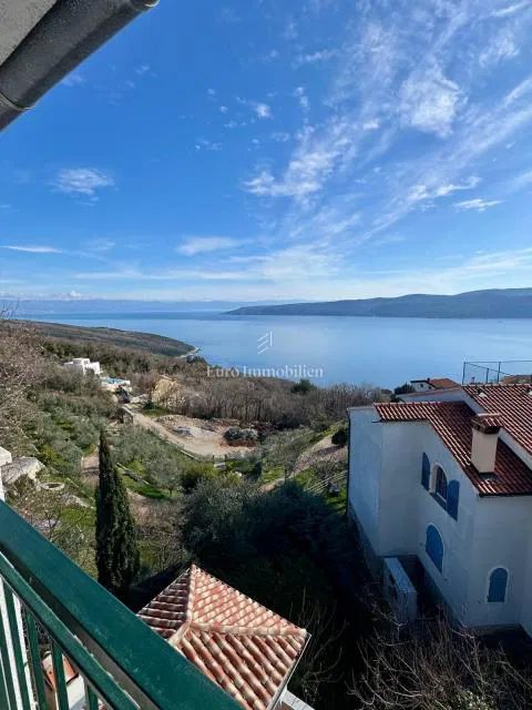 Haus mit Panoramablick auf das Meer, Plomin