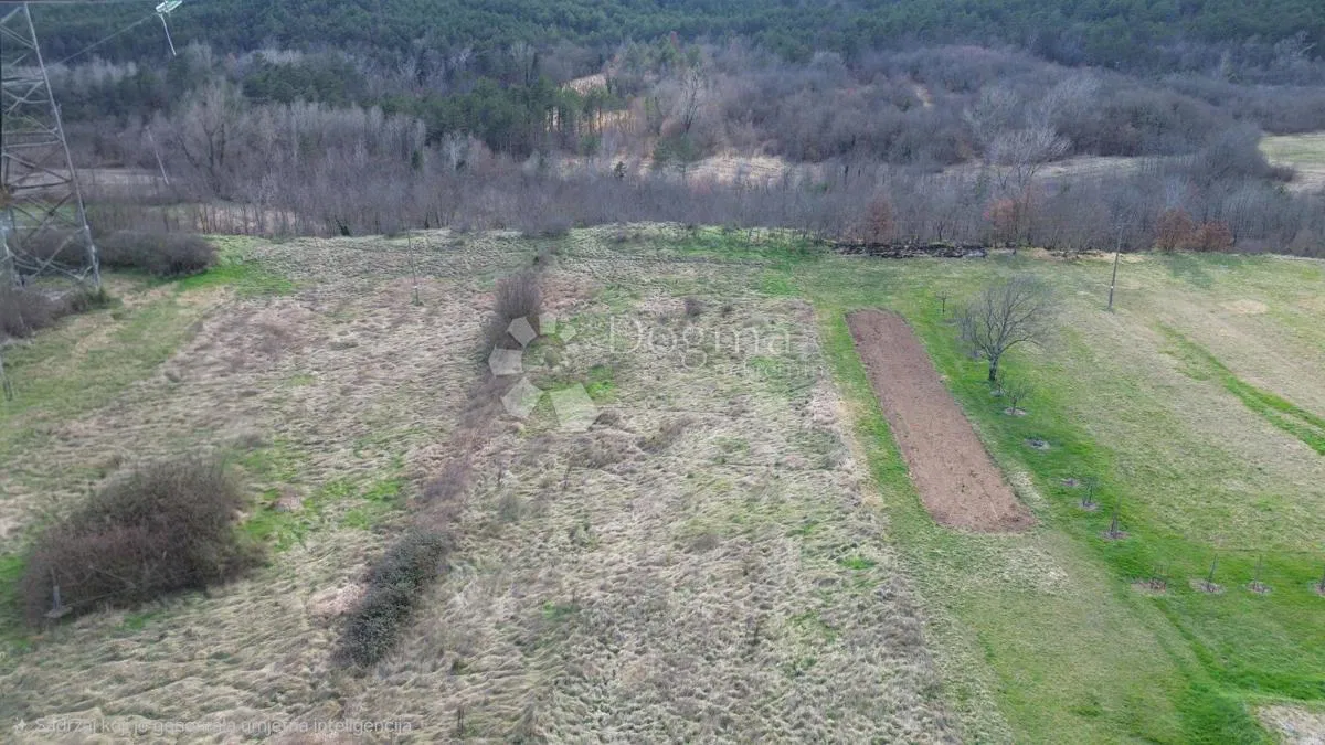 Stavební pozemek Šušnjevica, Kršan, 529m2