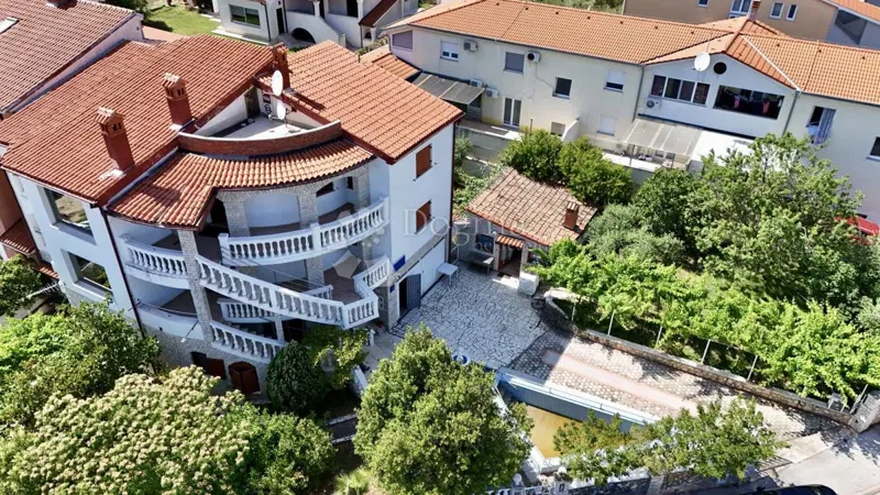 Ház Gregovica, Pula, 350m2 – 2