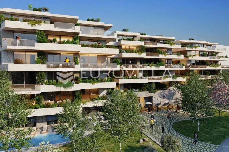 Split, Terase Podstrana | Two-bedroom apartment on the second floor with two garage spaces – 2