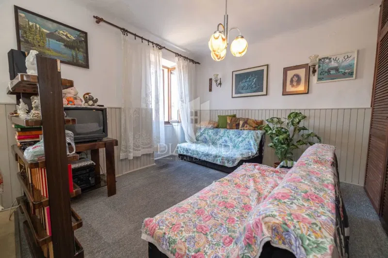 Rovinj, an authentic apartment in the very city center – 2