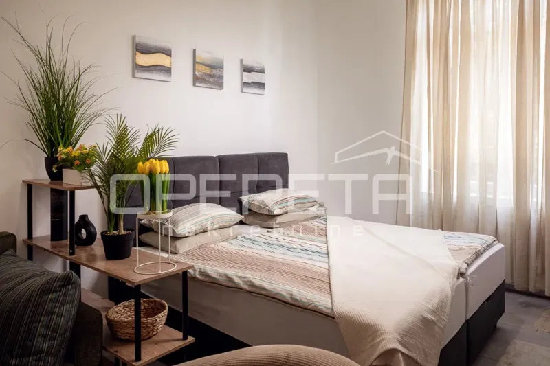 APARTMENT IN THE WIDER CITY CENTER WITH PARKING! – 3