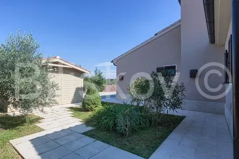 Dom Juršići – 3