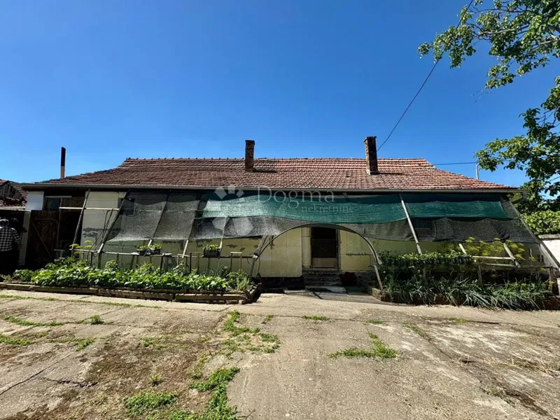 Dom Sotin, Vukovar - Okolica, 609m2