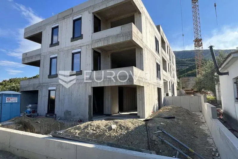 Podstrana, one-room apartment on the ground floor with a garden – 2