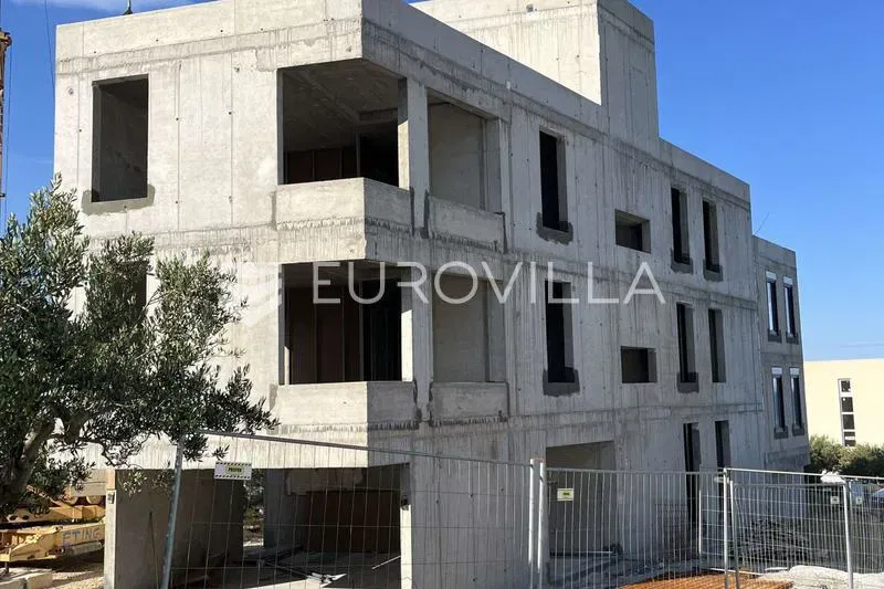 Podstrana, one-room apartment on the ground floor with a garden – 3
