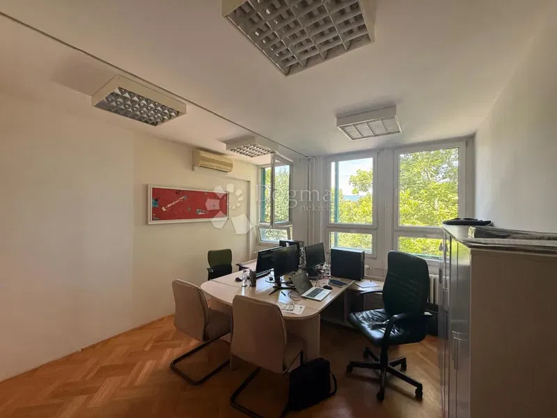Lokal użytkowy Folnegovićevo naselje, Peščenica - Žitnjak, 2.000m2 – 2