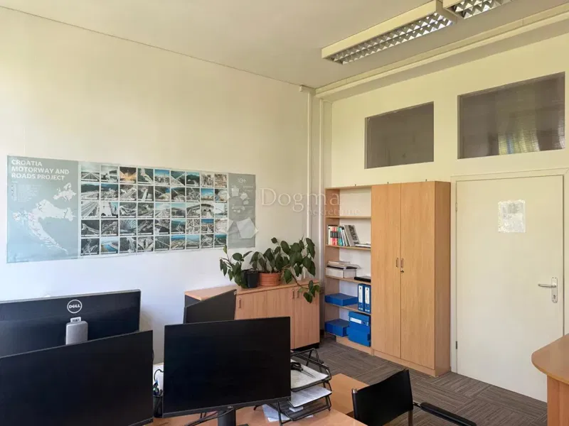 Locale commerciale Folnegovićevo naselje, Peščenica - Žitnjak, 2.000m2 – 2