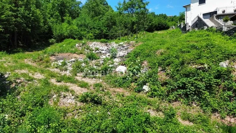 ABBAZIA - POLJANE, terreno con permesso di costruzione per villa con vista mare