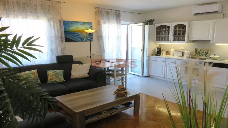 Dvosobni apartman na odličnoj lokaciji (s2291)