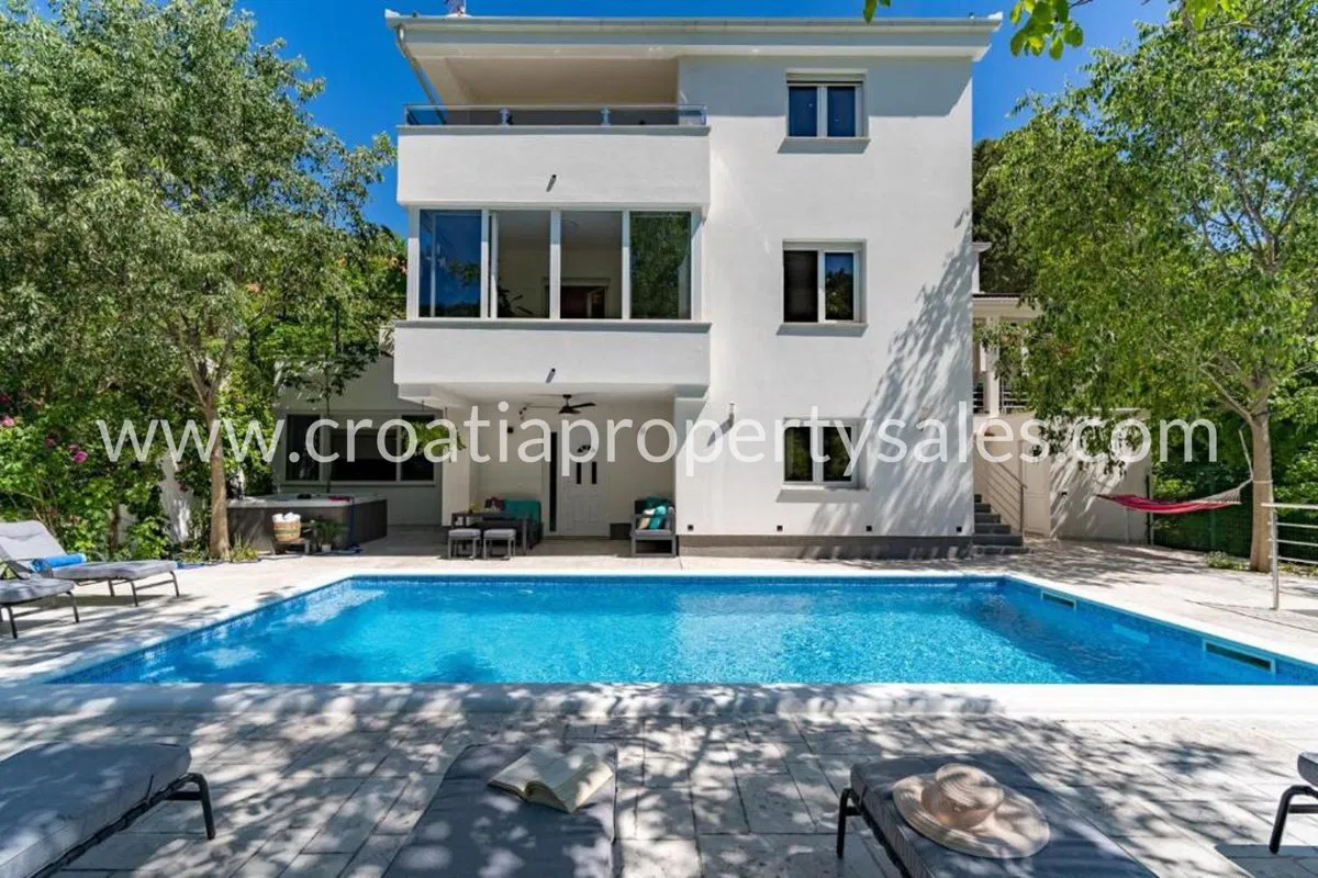 Omiš, kuća, prodaja, 1.250.000 €