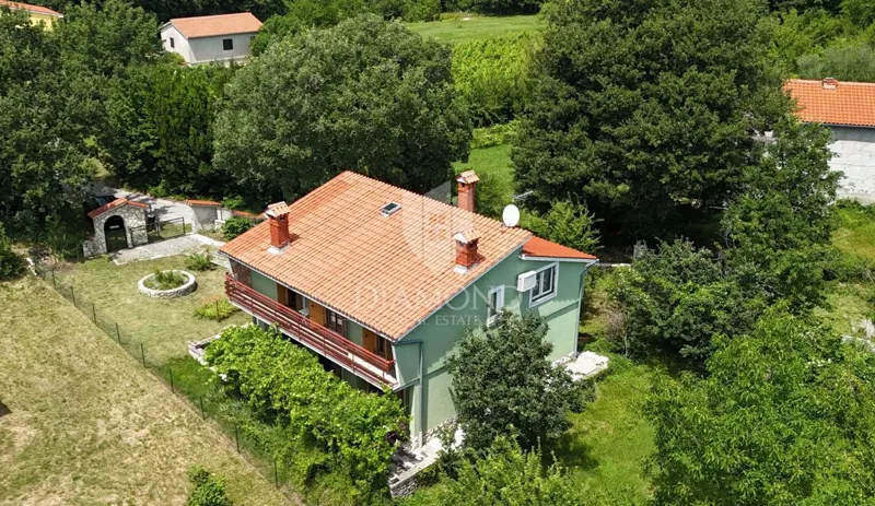 Dintorni di Labin, spaziosa casa familiare con edificio ausiliario e giardino – 2
