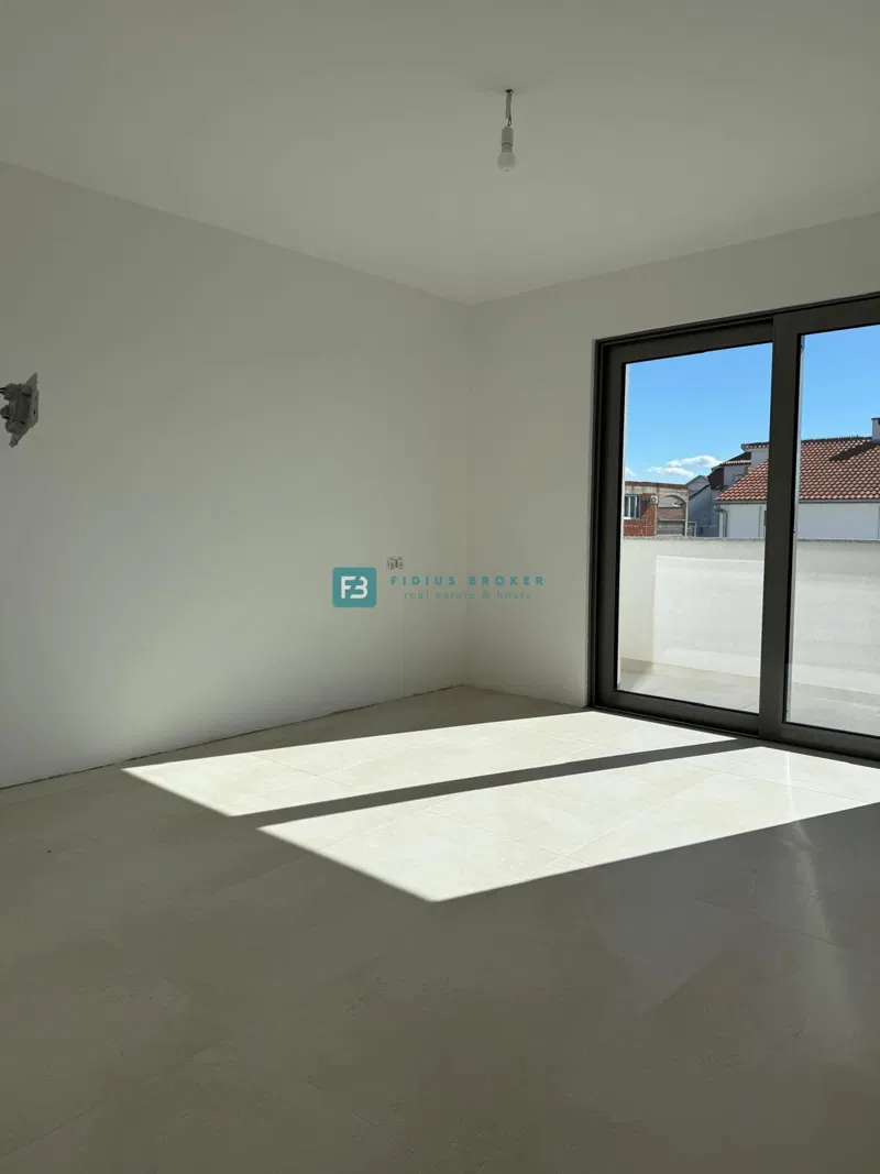 VODICE, moderno stanovanje, 3 spalnice, terasa 54,03 m², 650 m do plaže – 2