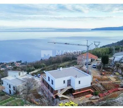 LOVRAN - Kuća u sklopu luksuznog naselja, panoramski pogled