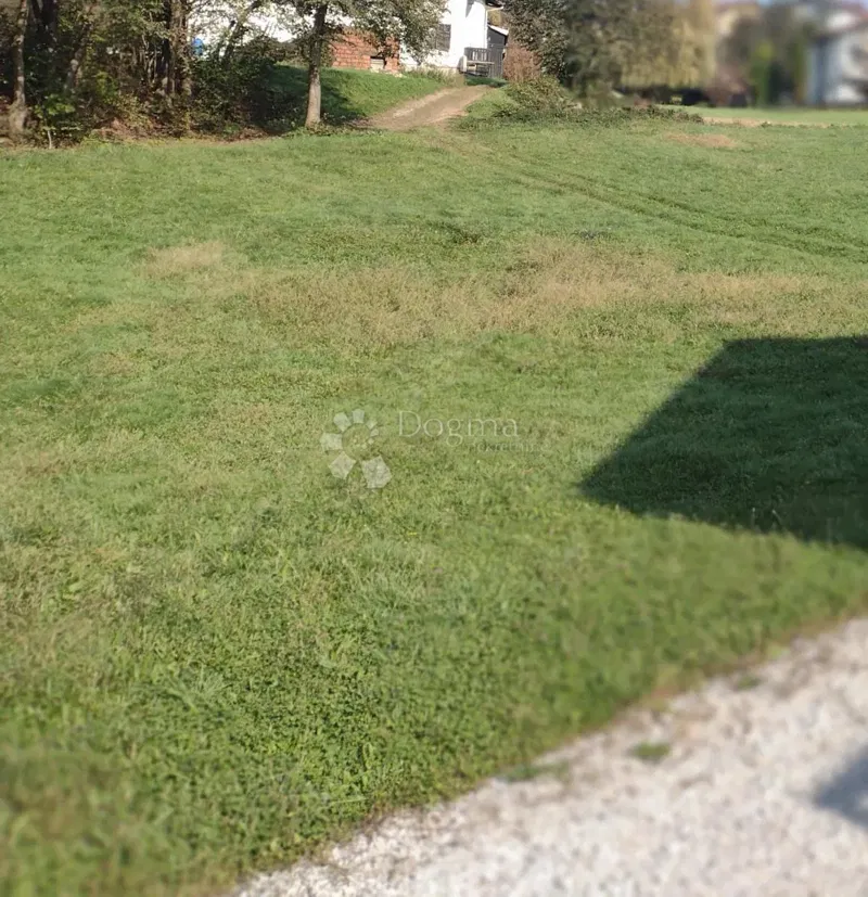 Building land Turanj, Karlovac, 620m2 – 2