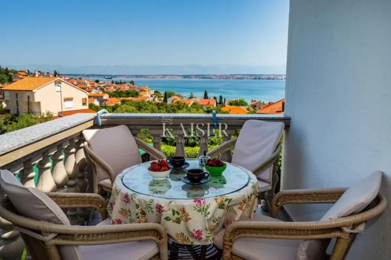 Zadar - Preko: 5 apartmana, 150 m od mora