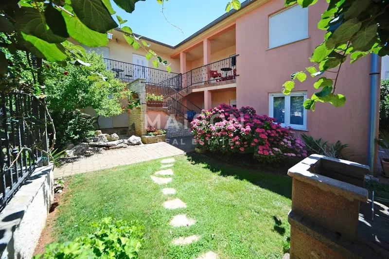 CASA CON 6 APPARTAMENTI A MEDOLINO – UN'OPPORTUNITÀ DI INVESTIMENTO CON ATTIVITÀ TURISTICA BEN AVVIATA – 2