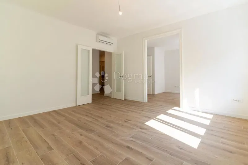 Lokal użytkowy Donji grad, Donji Grad, 105m2 – 2
