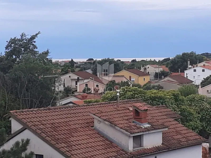 Casa bifamiliare con sei appartamenti all'ingresso di Parenzo - posizione eccellente – 2