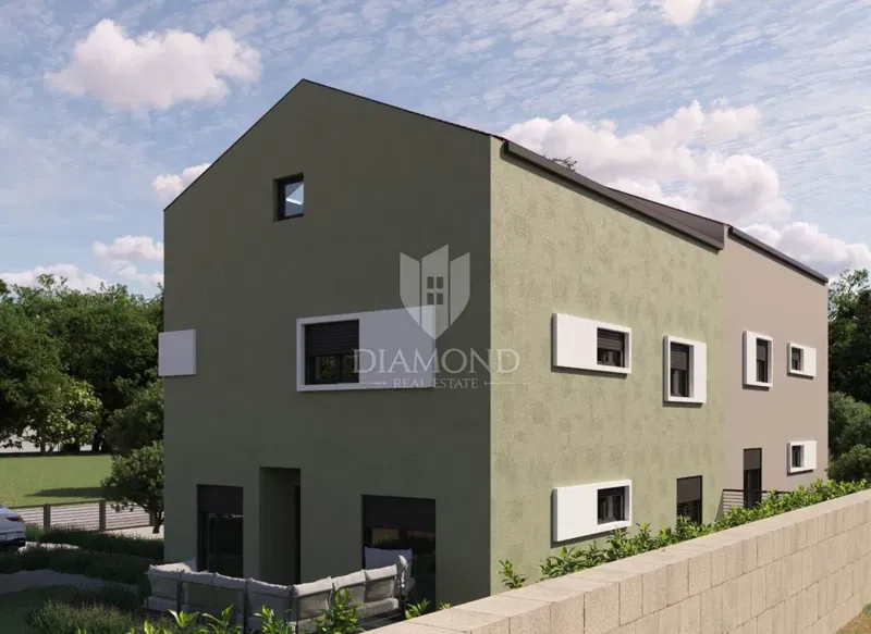 Casa bifamiliare con sei appartamenti all'ingresso di Parenzo - posizione eccellente – 3