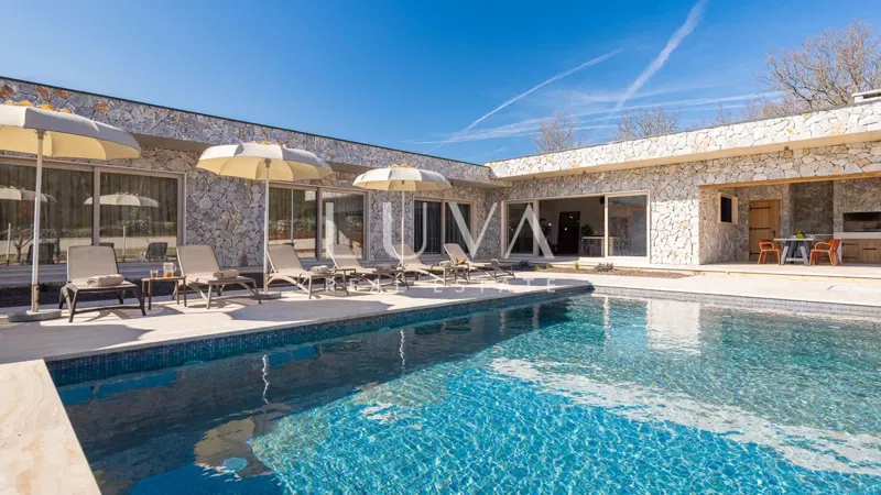 Split, Dicmo, luxury villa with pool and tennis court for rent – 2