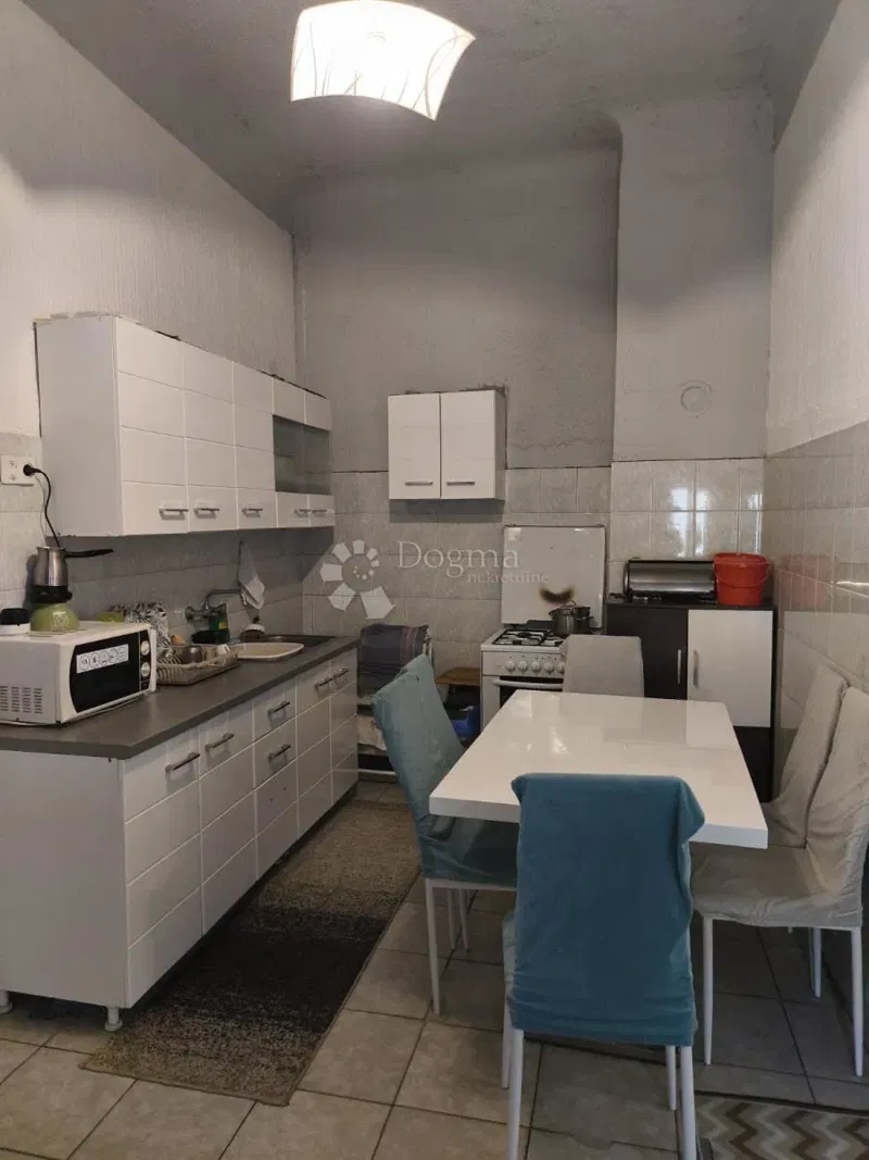 Casa Donji grad, Osijek, 68m2