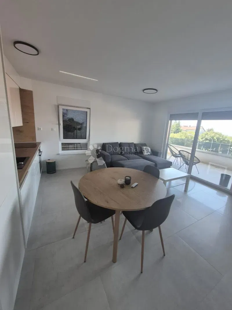 Lakás Drenova, Rijeka, 72,90m2 – 2