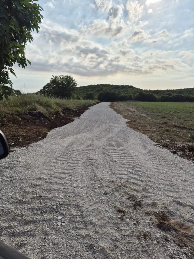 Земля Golaš, Bale, 23.971m2