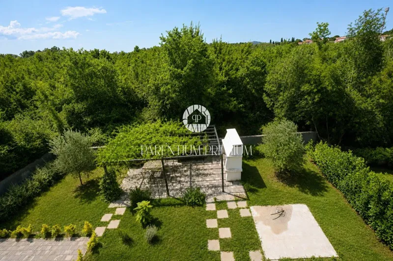 Poreč – Charming End-Terrace House with Private Garden, Only 6 km from the Centre – 2