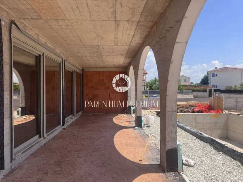 Poreč Area – Luxury Semi-Detached Villa in Shell & Core Stage with Swimming Pool and Sea View – 3