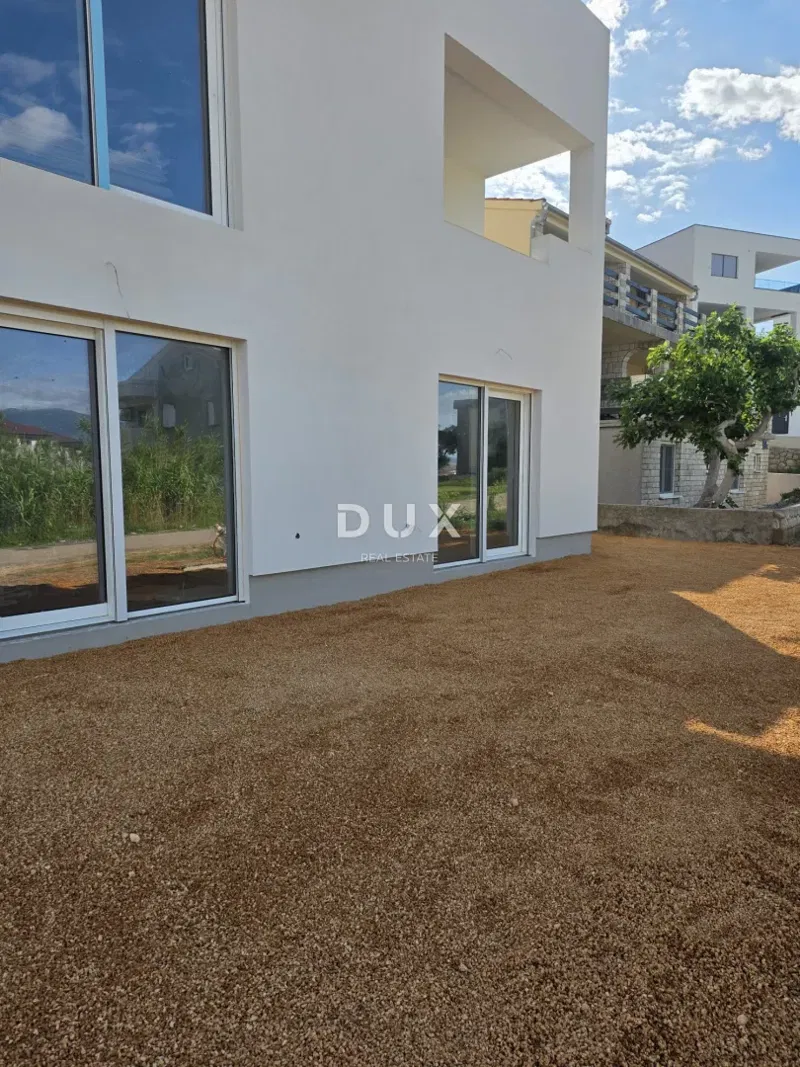 ISLAND OF PAG, TOWN OF PAG - Semi-detached apartment with private pool and garden – 3
