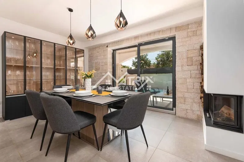 Poreč area, luxury villa with pool just 4 km from the center – 2