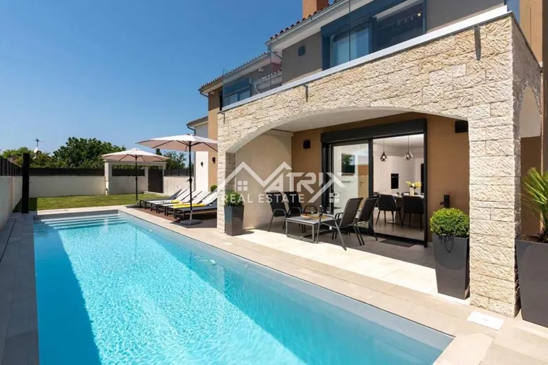 Poreč area, luxury villa with pool just 4 km from the center – 3