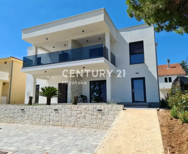 Neviđane, dvosobni apartman na plaži