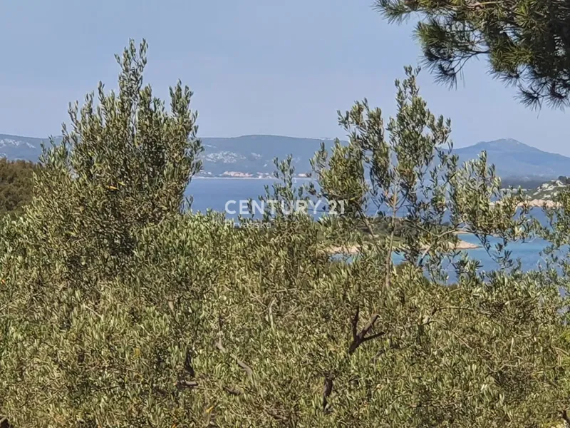 Drage- Pakoštane - građevinsko zemljište sa pogledom na more i marinu