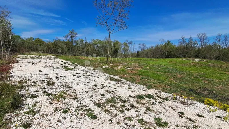 Építési telek Šegotići, Marčana, 632m2 – 2