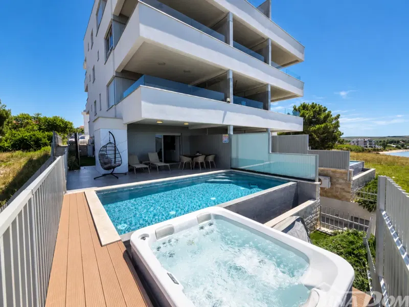 Croatia – Island of Pag | Luxury First-Row Seafront Apartment with a Swimming Pool and Gym – 2