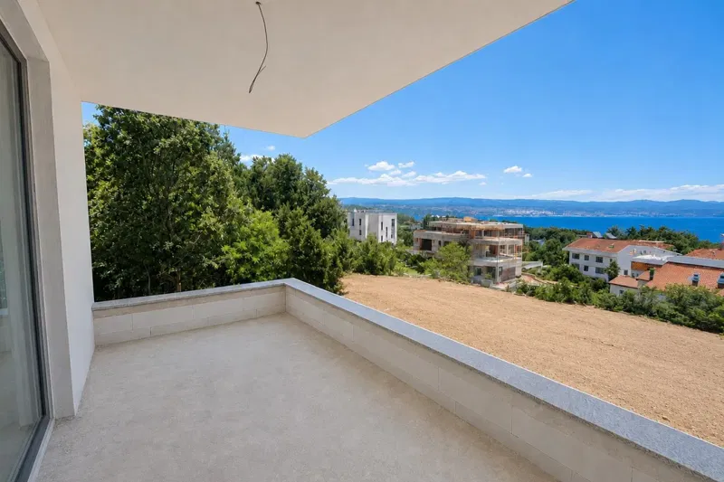 Duplex apartment with pool and sea view – 3