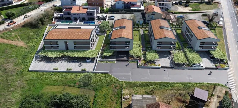 Sale of apartments in modern new construction with a shared pool, near Fažana! – 2
