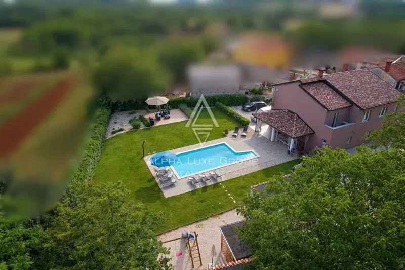 Istria, Visignano: Appartamento con piscina e giardino – 2